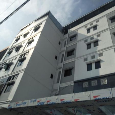 阁楼酒店 雅加达 外观 照片